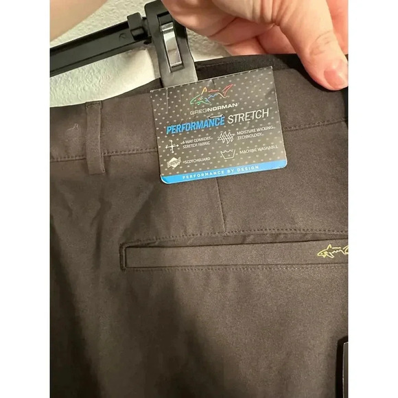 Greg Norman Performance Stretch Shark Golf Athletic Gray Mens Shorts Size 36 NWT - Picture 5 of 8